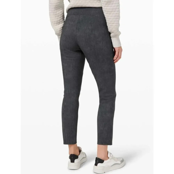 Lululemon Here to There High-Rise Crop - Picture 1 of 9